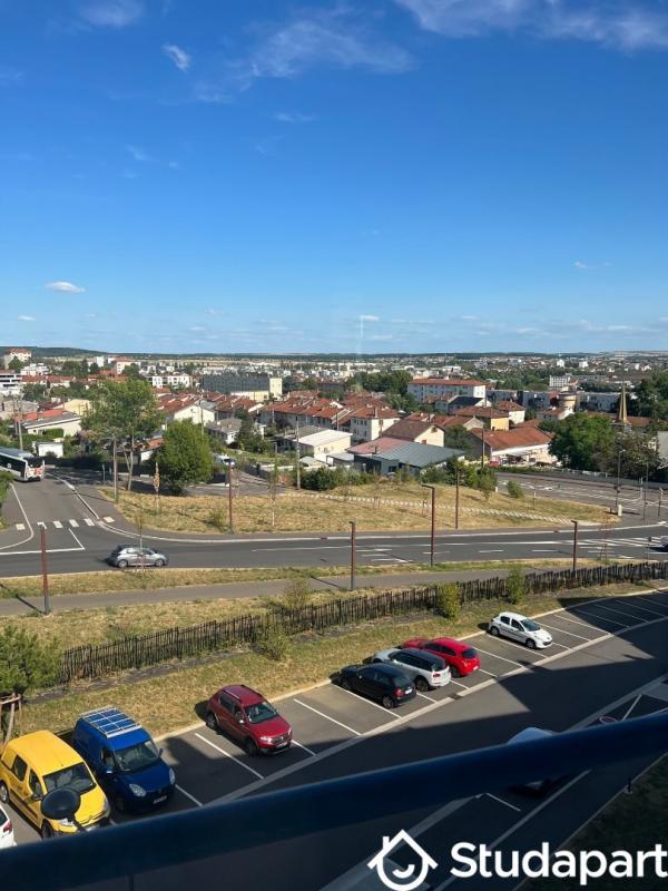 Chambre - 14 m² - 1 pièce