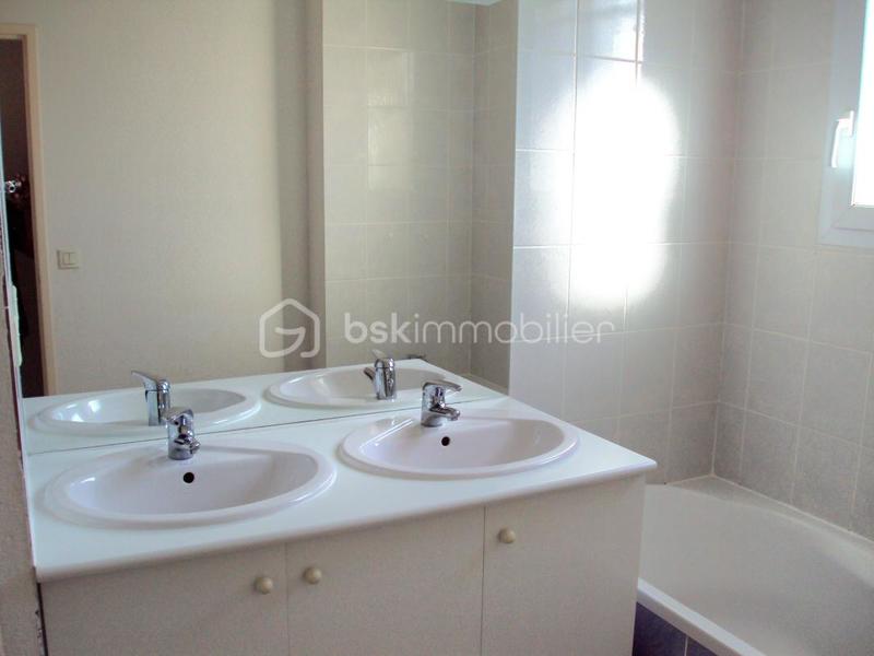 Maison - 83 m² - 4 pièces