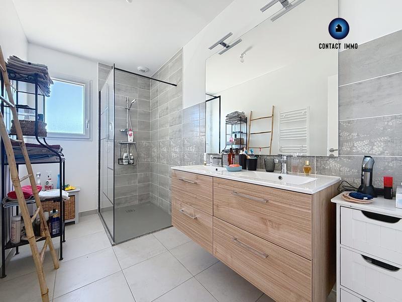 Maison - 80 m² - 4 pièces