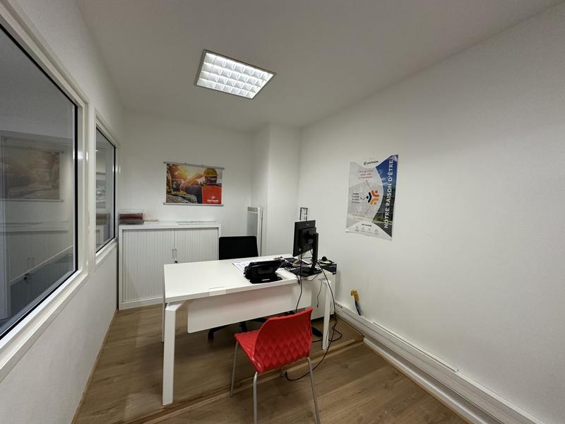 Bureau - 160 m²
