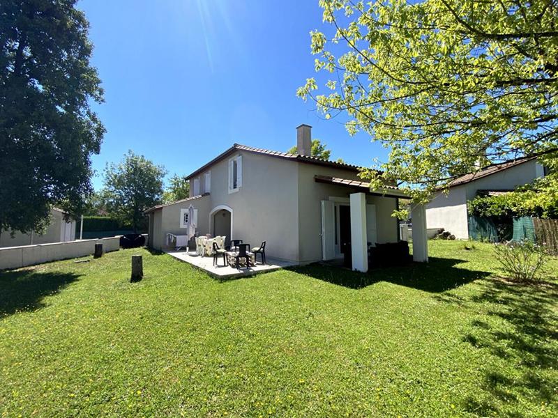 Maison - 111 m² - 5 pièces