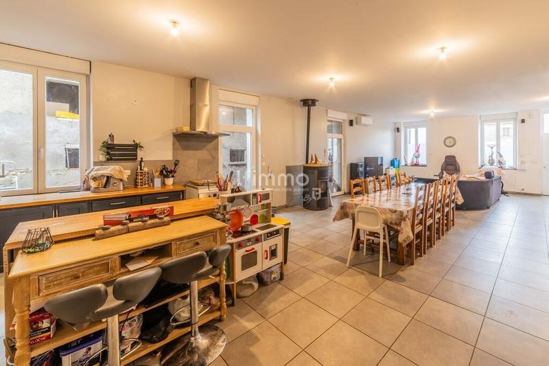 Maison de village - 275 m² - 8 pièces