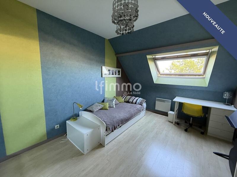 Maison - 94 m² - 5 pièces