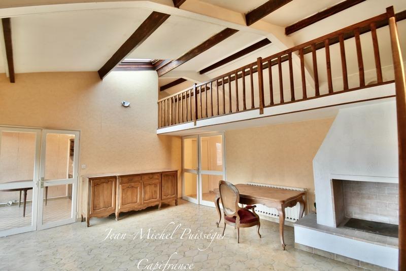 Appartement - 130 m² - 7 pièces