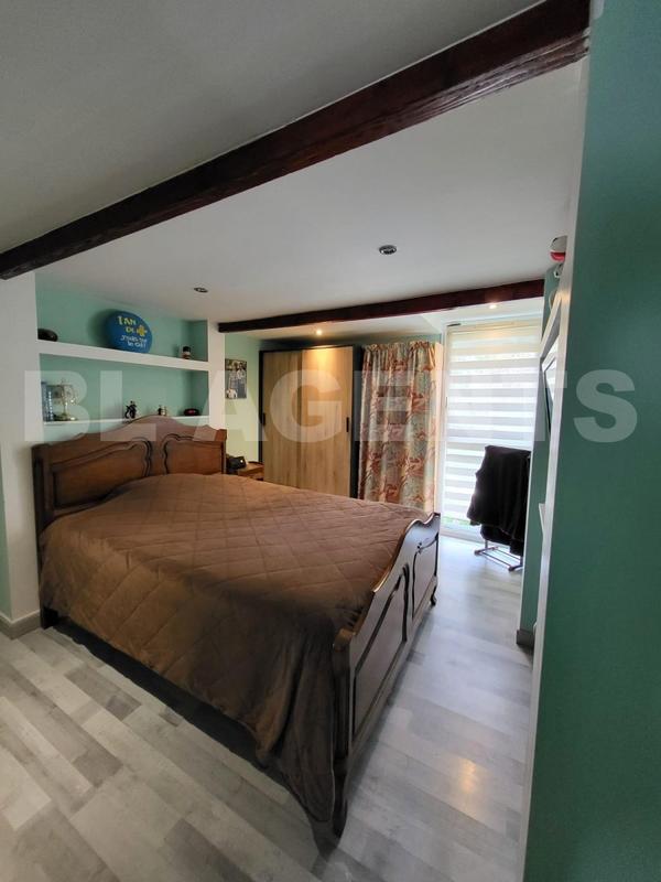 Maison traditionnelle - 130 m² - 7 pièces