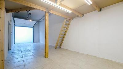 Local commercial - 250 m² - 5 pièces