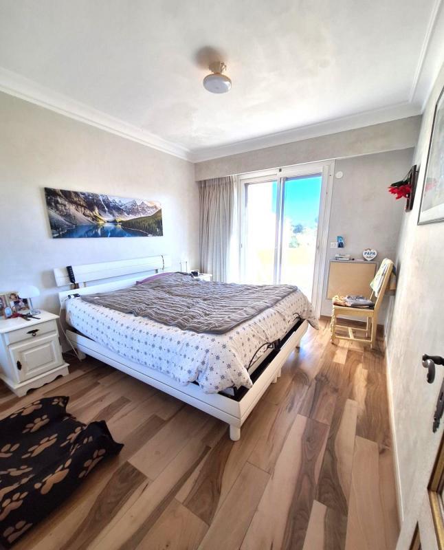 Villa - 184 m² - 6 pièces