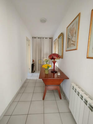 Appartement - 85 m² - 3 pièces