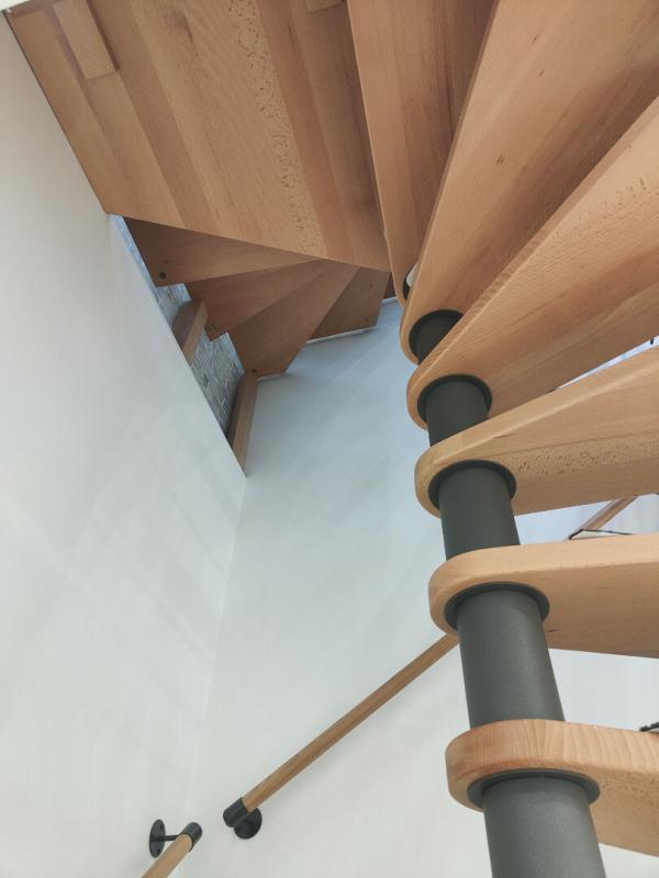 Maison - 80 m² - 8 pièces