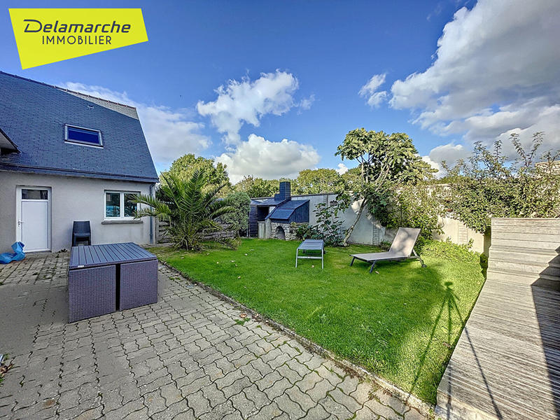 Maison - 215 m² - 6 pièces