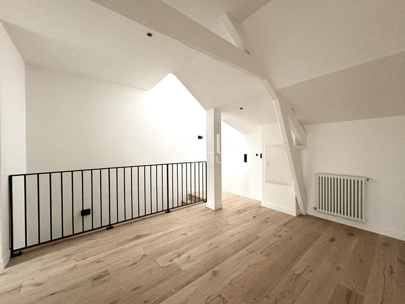 Appartement - 101 m² - 5 pièces
