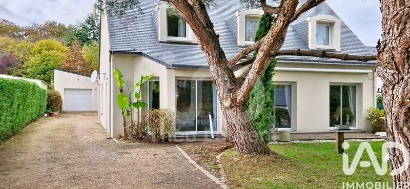 Maison - 182 m² - 7 pièces