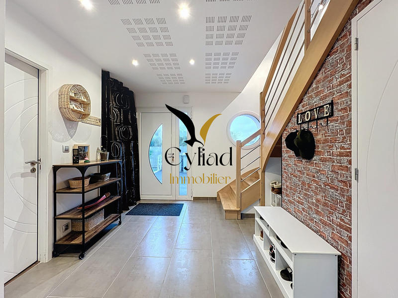 Maison contemporaine - 145 m² - 6 pièces