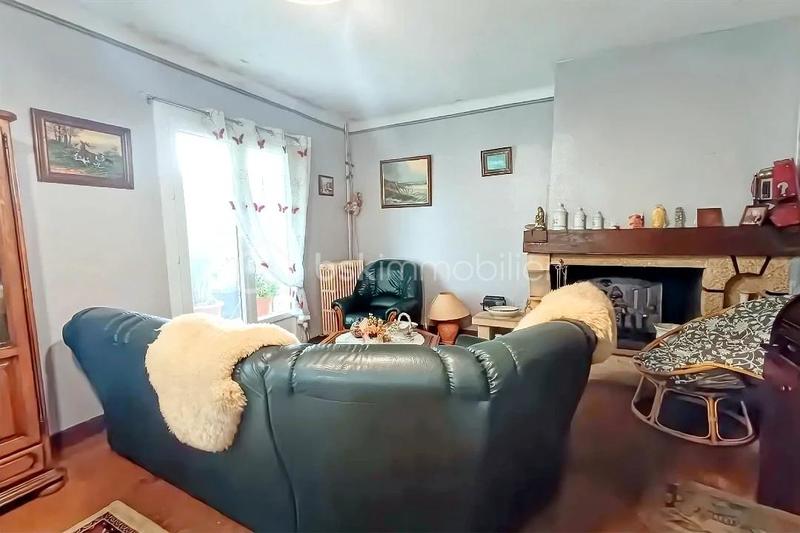 Maison - 145 m² - 7 pièces