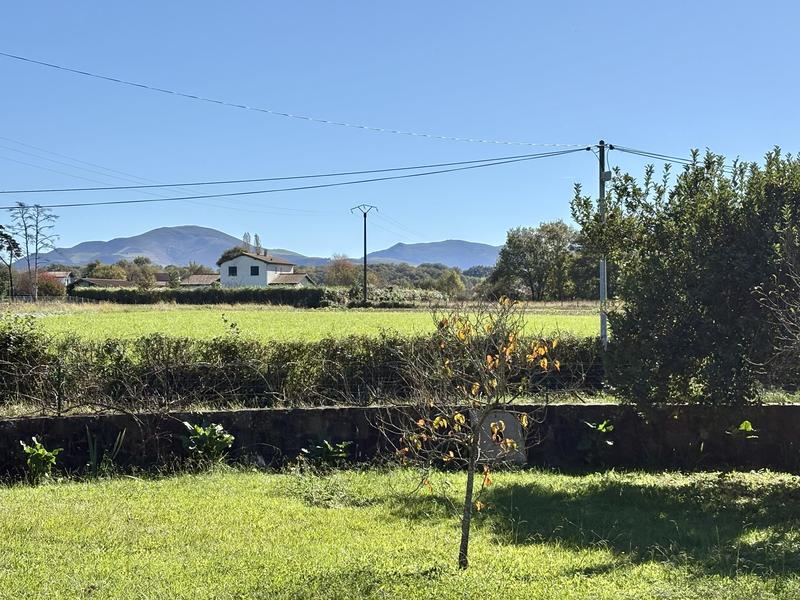 Terrain constructible - 1 021 m²