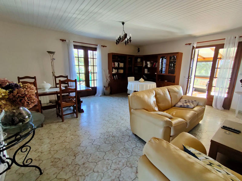Maison - 136 m² - 5 pièces
