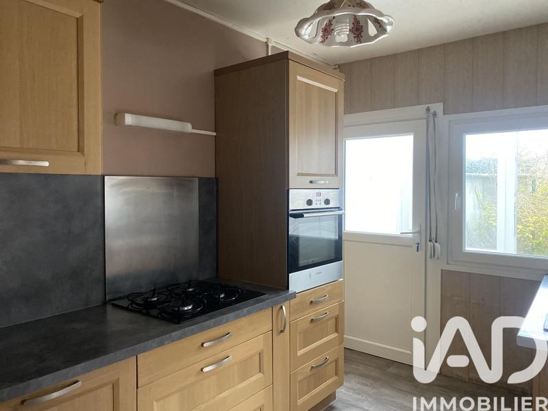 Maison - 92 m² - 5 pièces