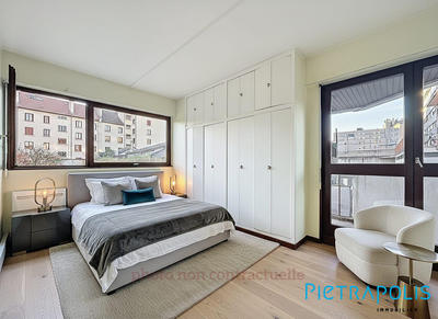 Appartement - 111 m² - 5 pièces