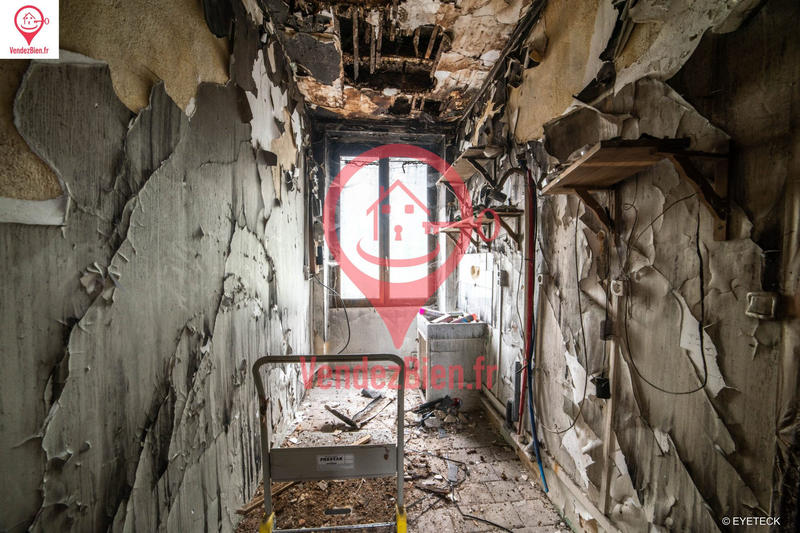 Maison - 300 m² - 6 pièces