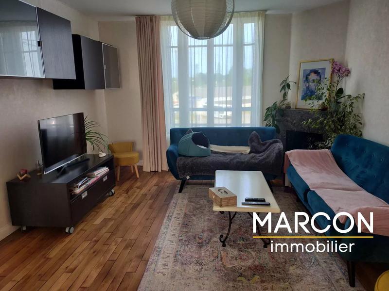 Maison de ville - 95 m² - 5 pièces