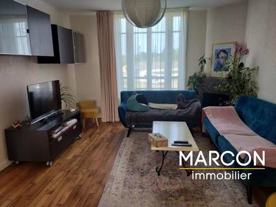 Maison de ville - 95 m² - 5 pièces