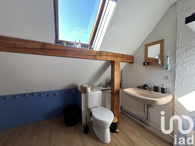 Maison - 235 m² - 9 pièces