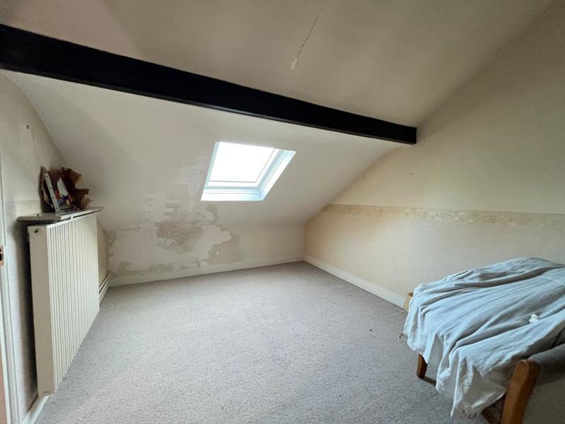 Maison - 80 m² - 5 pièces