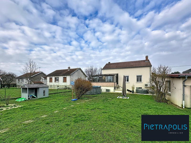 Maison - 107 m² - 5 pièces