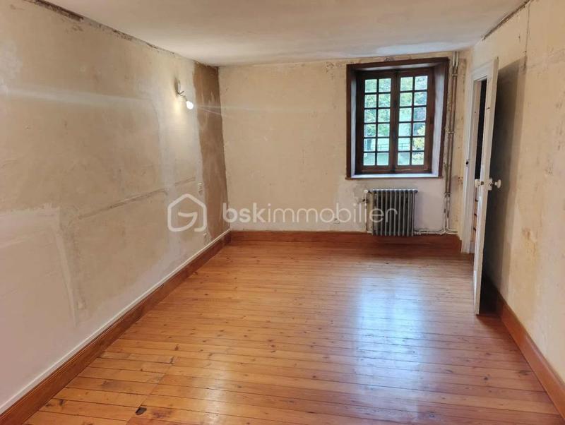 Demeure - 270 m² - 11 pièces