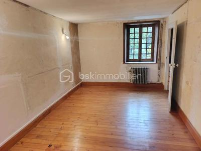 Demeure - 270 m² - 11 pièces