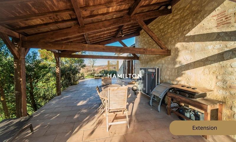 Longère - 217 m² - 8 pièces