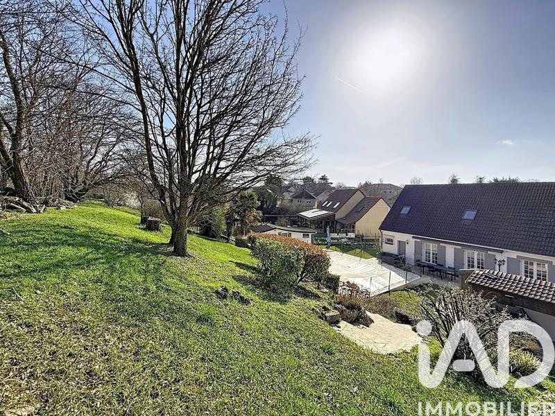 Maison - 117 m² - 6 pièces