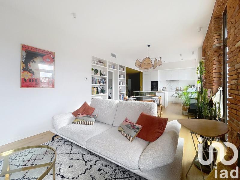 Appartement - 99 m² - 4 pièces