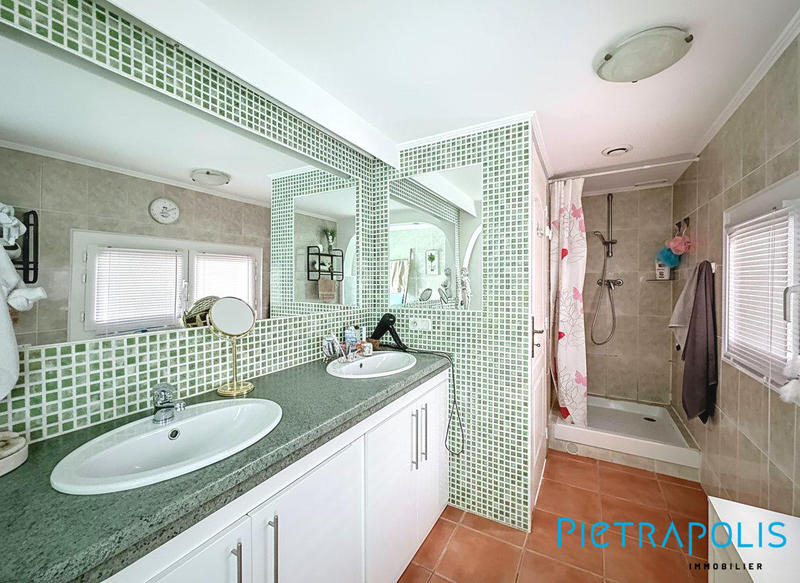 Maison - 88 m² - 3 pièces