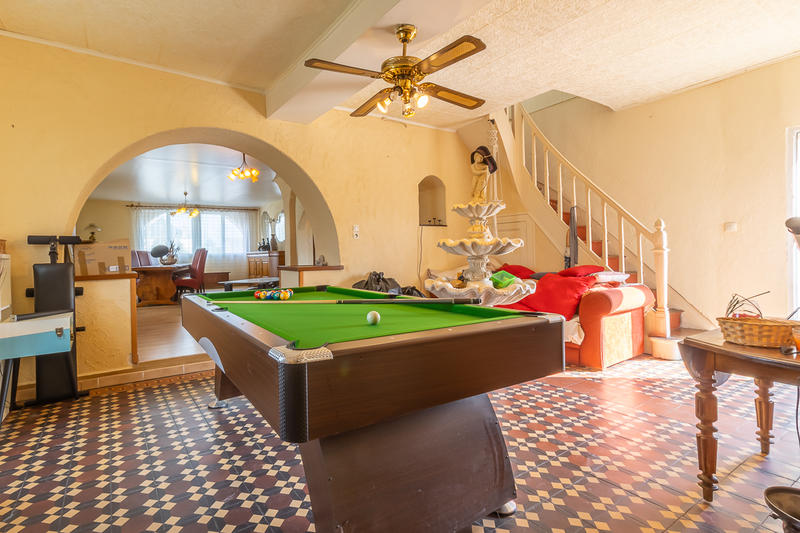 Maison - 138 m² - 7 pièces