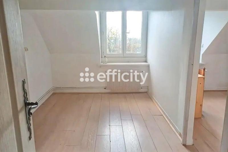 Maison - 143 m² - 7 pièces