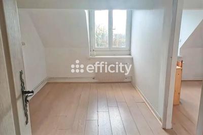 Maison - 143 m² - 7 pièces