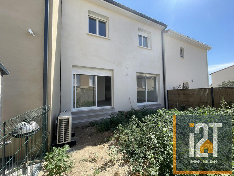 Maison - 95 m² - 4 pièces