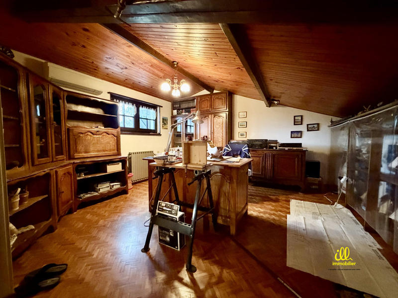 Maison - 109 m² - 6 pièces