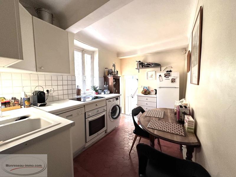 Appartement - 85 m² - 3 pièces