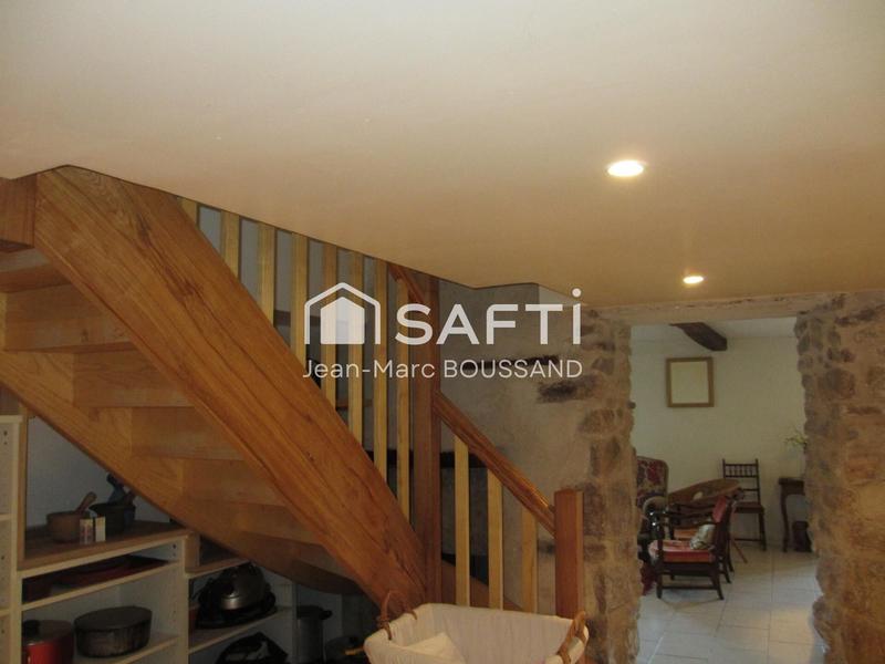 Maison - 158 m² - 6 pièces