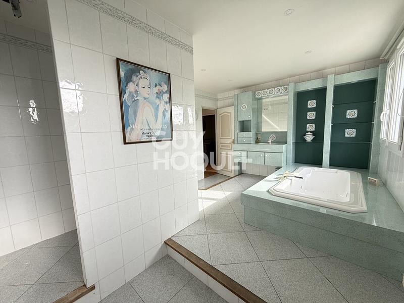 Maison - 171 m² - 8 pièces