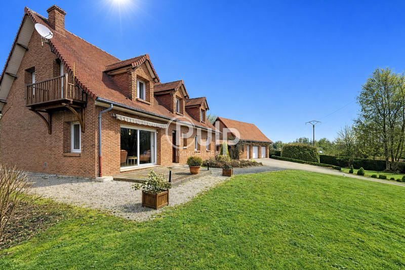 Maison - 146 m² - 9 pièces