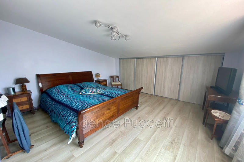 Villa - 160 m² - 6 pièces