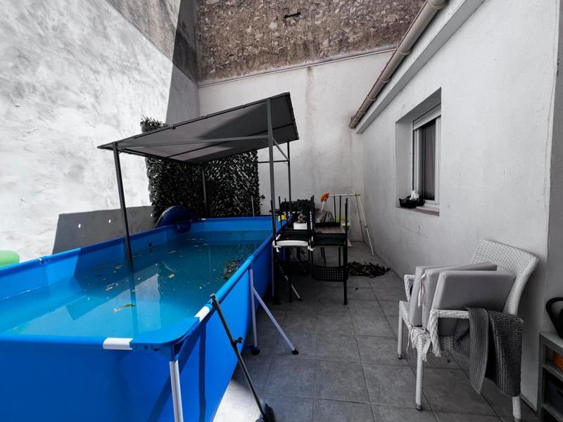 Immeuble - 203 m² - 6 pièces