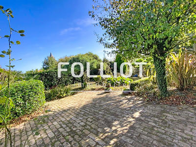 Maison - 200 m² - 7 pièces