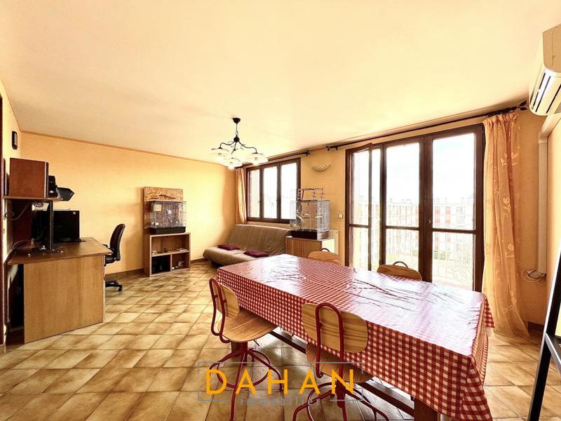 Appartement - 81 m² - 4 pièces