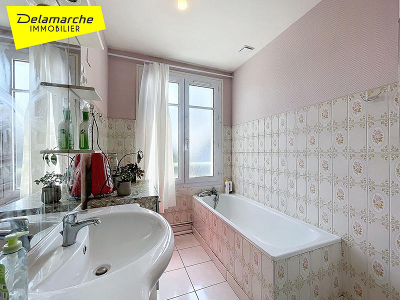 Maison - 169 m² - 10 pièces