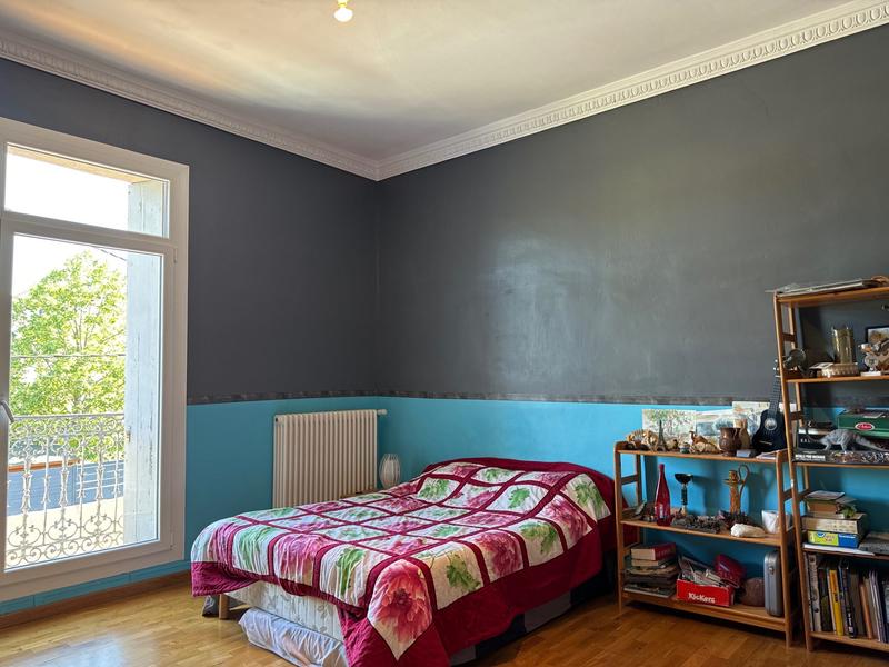 Maison - 380 m² - 11 pièces