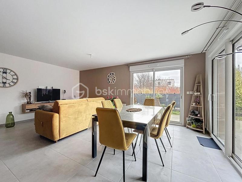 Maison - 102 m² - 5 pièces